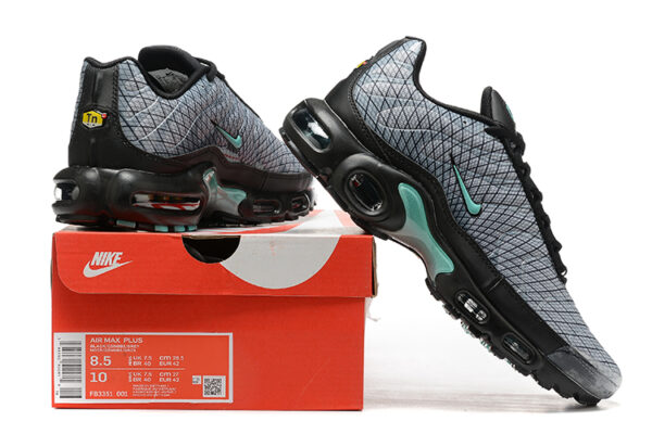 AIR MAX PLUS TN ‘SPIROGRAPH’
