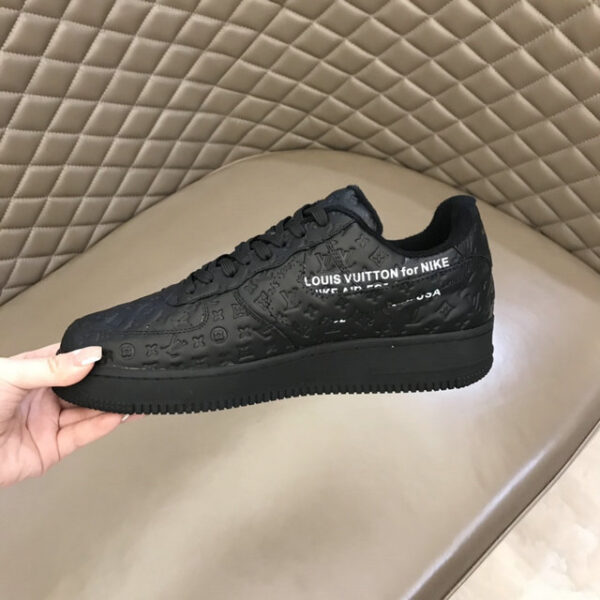 ZAPATILLAS TRAINER LOUIS VUITTON
