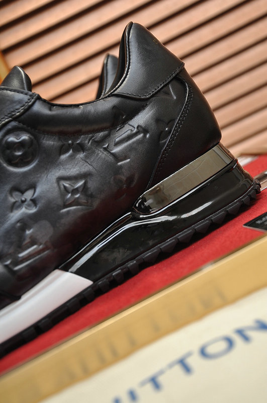 ZAPATILLAS TRAINER LOUIS VUITTON