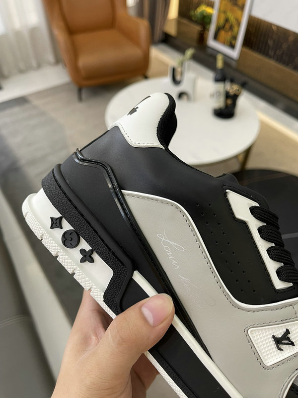 ZAPATILLAS TRAINER LOUIS VUITTON