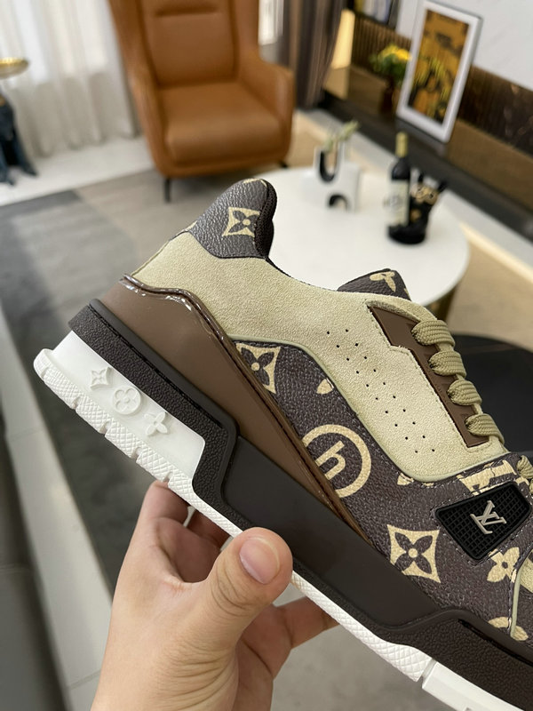 ZAPATILLAS TRAINER LOUIS VUITTON