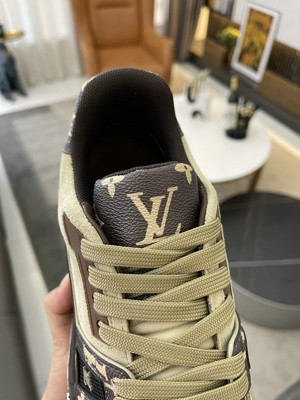 ZAPATILLAS TRAINER LOUIS VUITTON