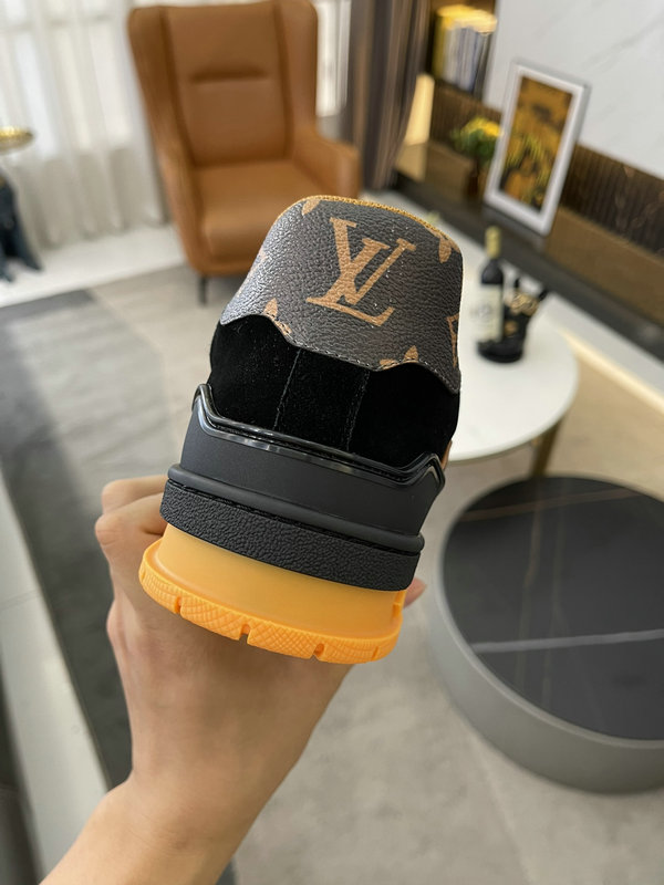 ZAPATILLAS TRAINER LOUIS VUITTON