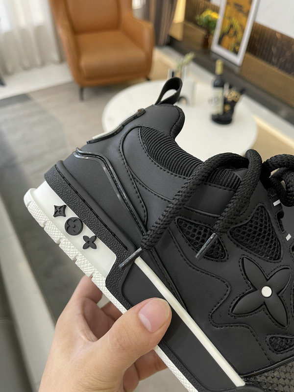 ZAPATILLAS TRAINER LOUIS VUITTON