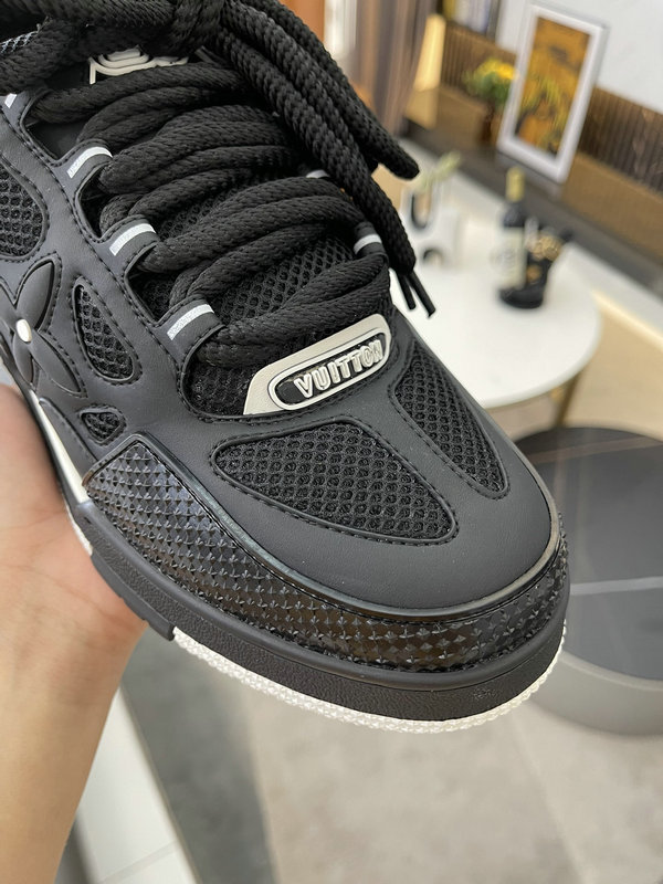 ZAPATILLAS TRAINER LOUIS VUITTON