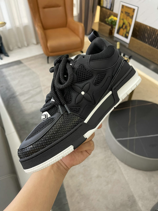 ZAPATILLAS TRAINER LOUIS VUITTON