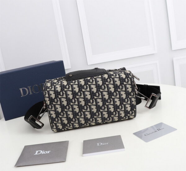 BOLSO WAISTBOLSOS DIOR