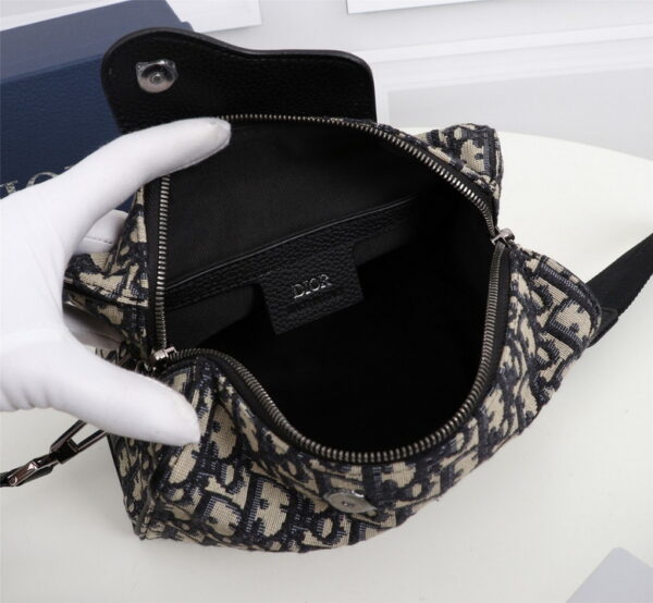 BOLSO WAISTBOLSOS DIOR