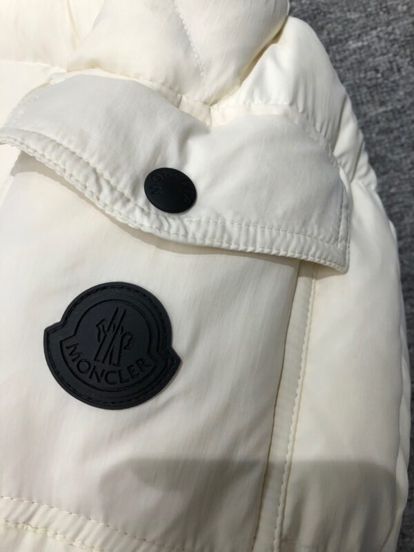 CHAQUETÓN MONCLER
