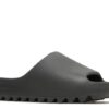 CHANCLAS YEEZY ‘ONYX’