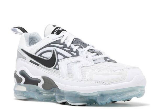 AIR VAPORMAX EVO ‘WHITE BLACK’