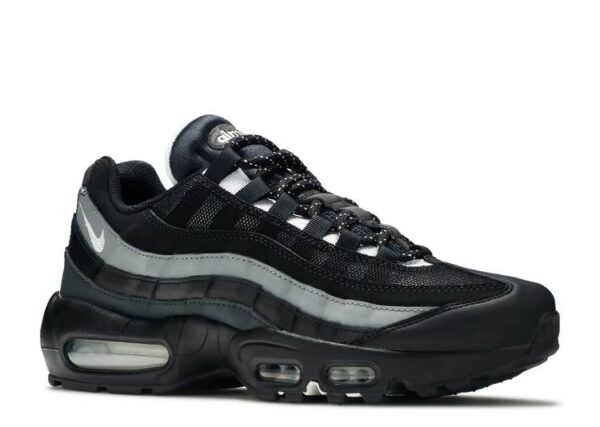 AIR MAX 95 ‘BLACK SMOKE GREY’