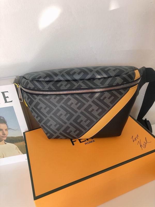 BOLSO WAIST FENDI