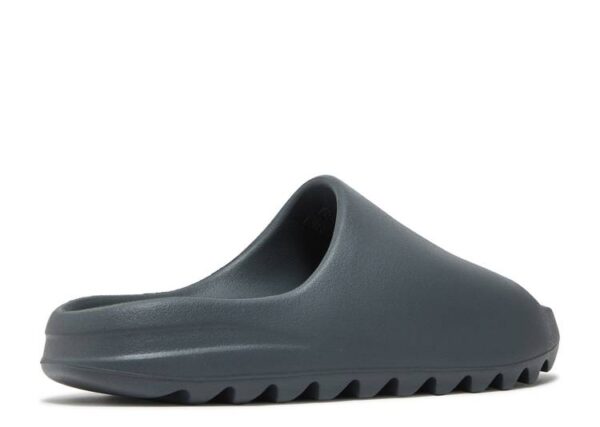 CHANCLAS YEEZY ‘GRANITE’