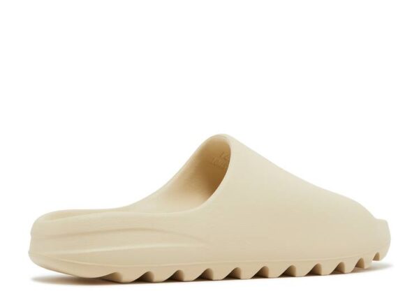CHANCLAS YEEZY ‘BONE’