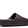 CHANCLAS YEEZY ‘SOOT’