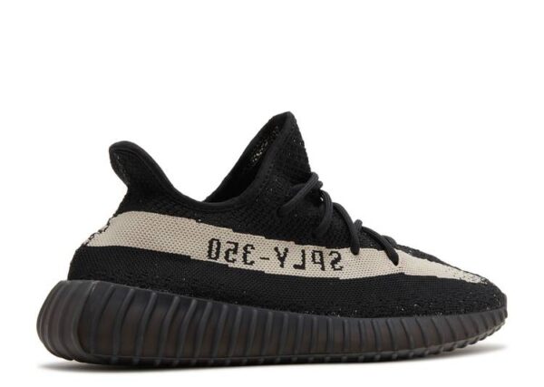 YEEZY BOOST 350 V2 ‘OREO’