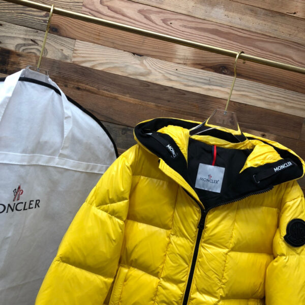 CHAQEUTÓN MONCLER