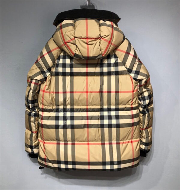 CHAQUETÓN BURBERRY