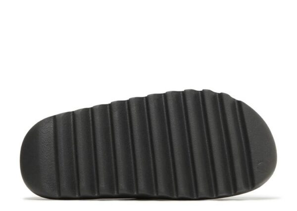 CHANCLAS YEEZY ‘ONYX’