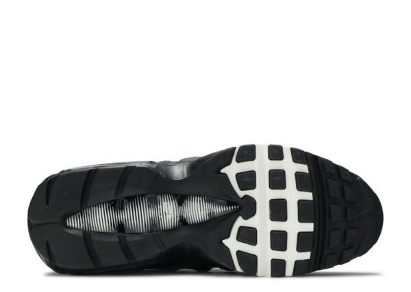 AIR MAX 95 ‘BLACK SMOKE GREY’