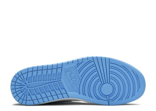 AIR JORDAN 1 HIGH ‘UNIVERSITY BLUE’