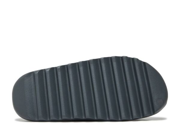 CHANCLAS YEEZY ‘GRANITE’