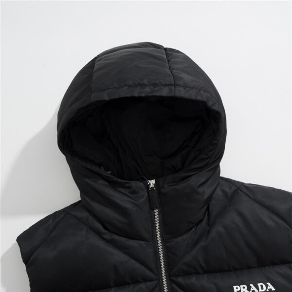 CHALECO PRADA