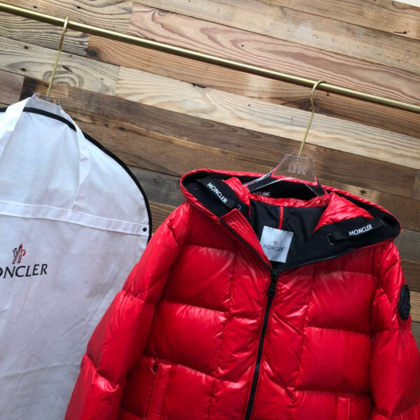 CHAQEUTÓN MONCLER