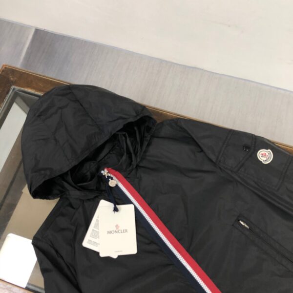 CORTAVIENTOS MONCLER
