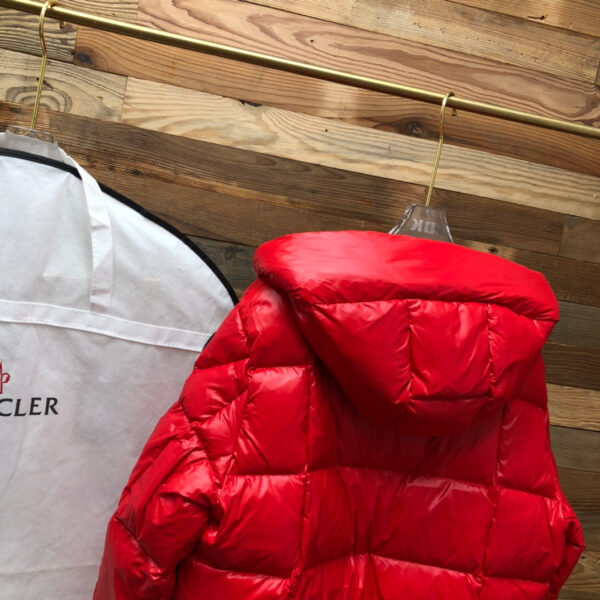 CHAQEUTÓN MONCLER