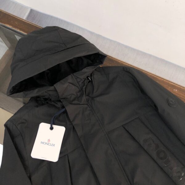 CORTAVIENTOS MONCLER