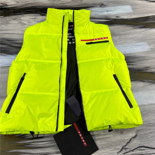 CHALECO PRADA