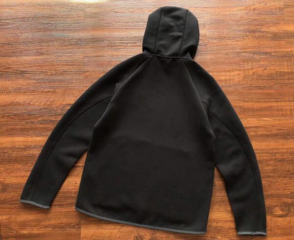 NIKE TECH FLEECE TRACKSUIT