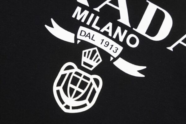 CAMISETA PRADA