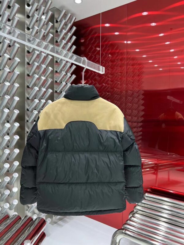 CHAQEUTÓN MONCLER