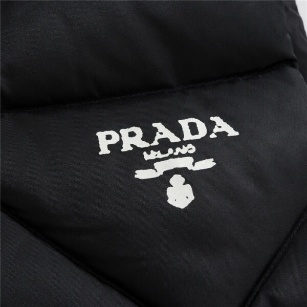 CHALECO PRADA