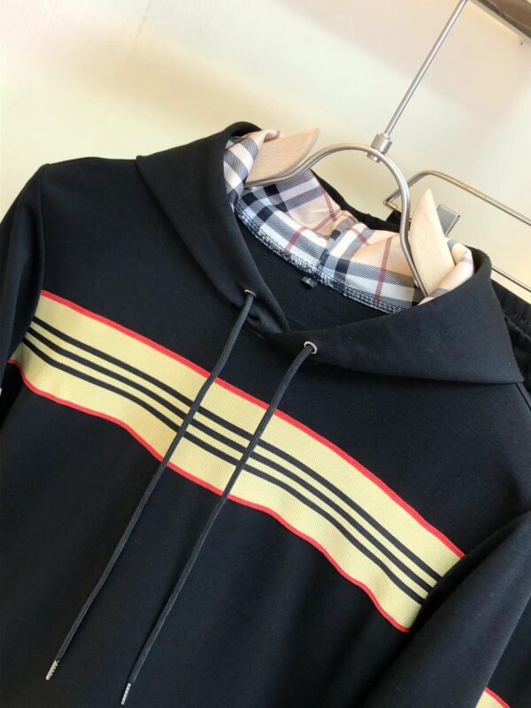 CHÁNDAL BURBERRY