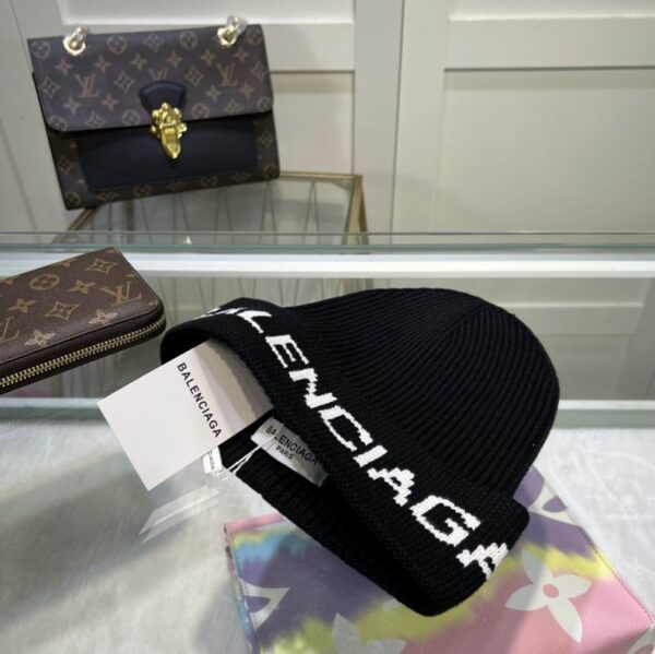 GORRO BALENCIAGA