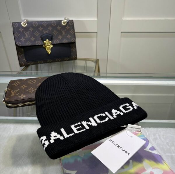 GORRO BALENCIAGA