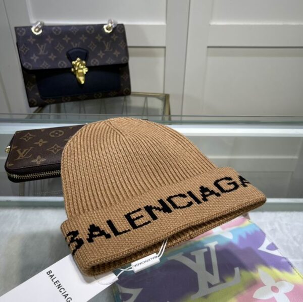 GORRO BALENCIAGA