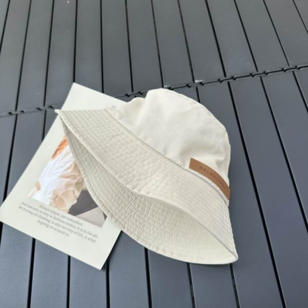 SOMBRERO BALENCIAGA