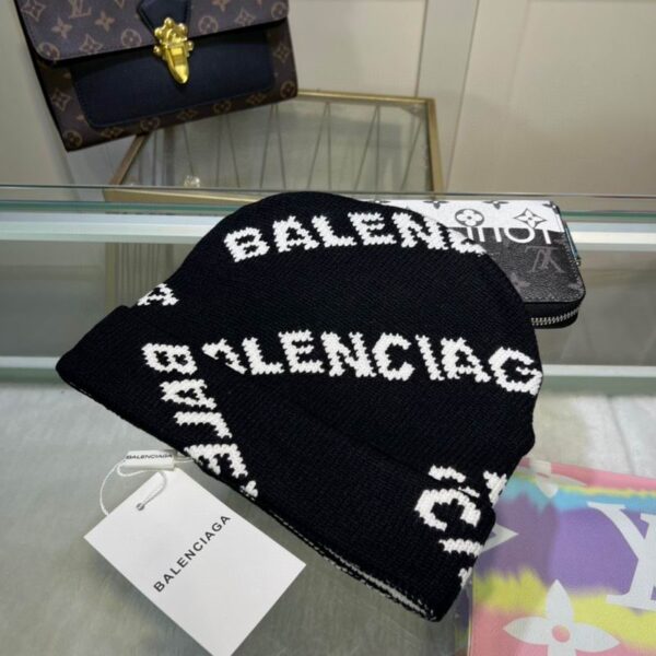 GORRO BALENCIAGA