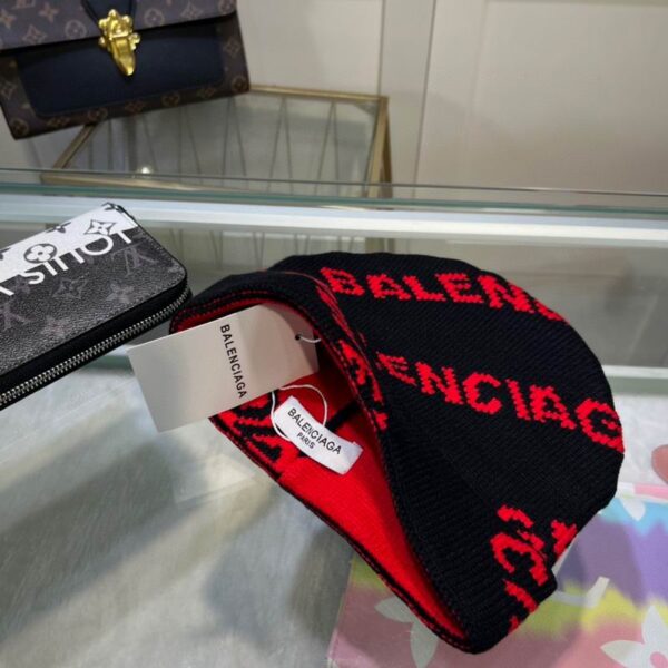 GORRO BALENCIAGA