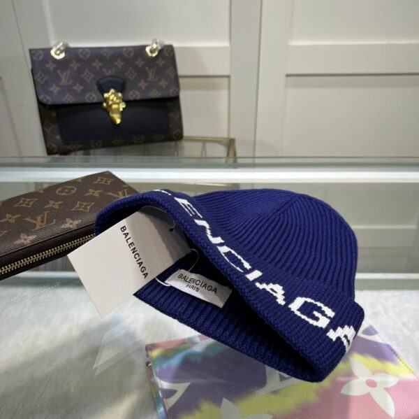 GORRO BALENCIAGA