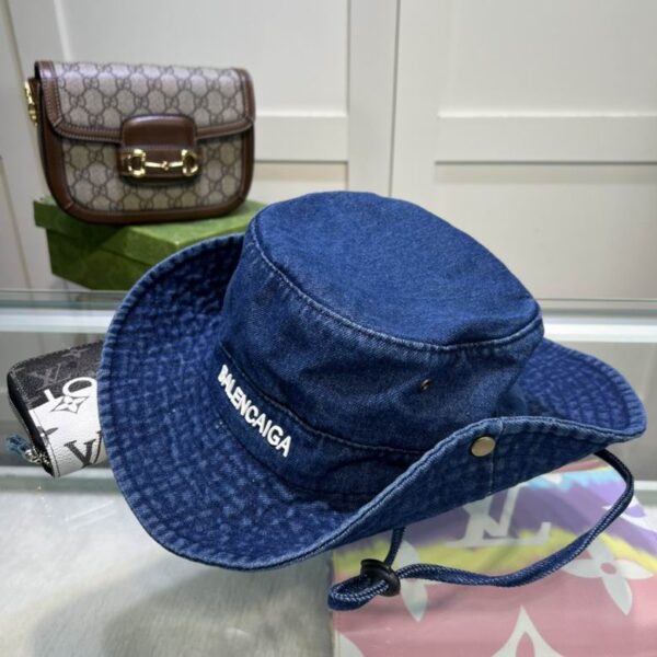 SOMBRERO BALENCIAGA
