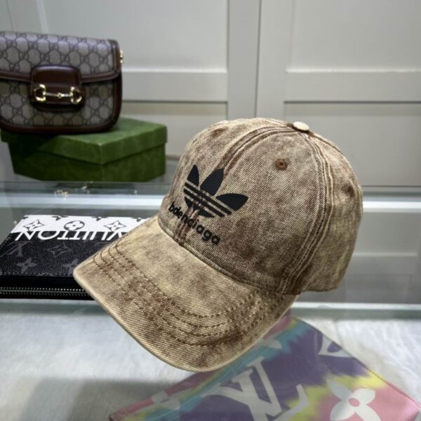 GORRA BALENCIAGA