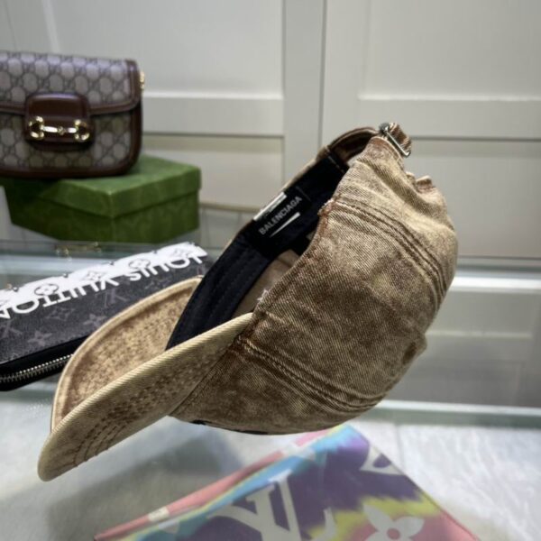 GORRA BALENCIAGA