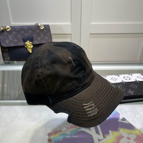 GORRA BALENCIAGA