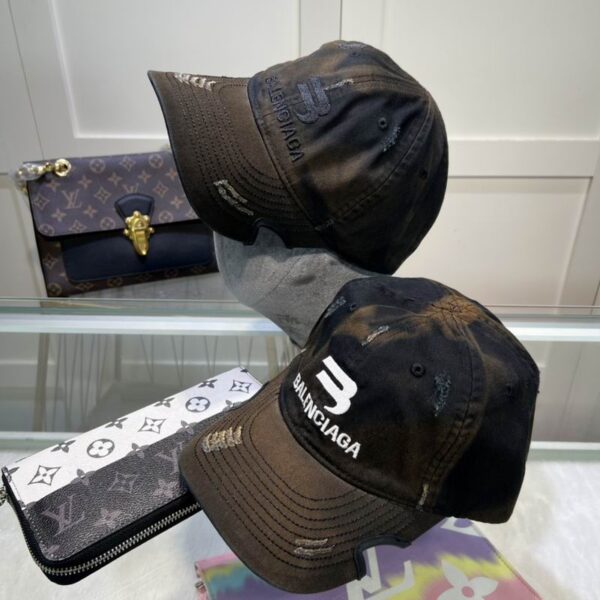 GORRA BALENCIAGA